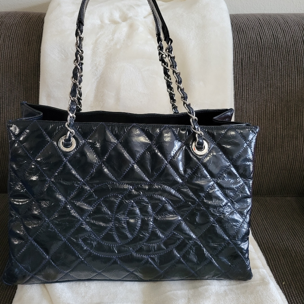 Authentic CHANEL CC Black/Blue Leather Tote Chain Shoulder Bag